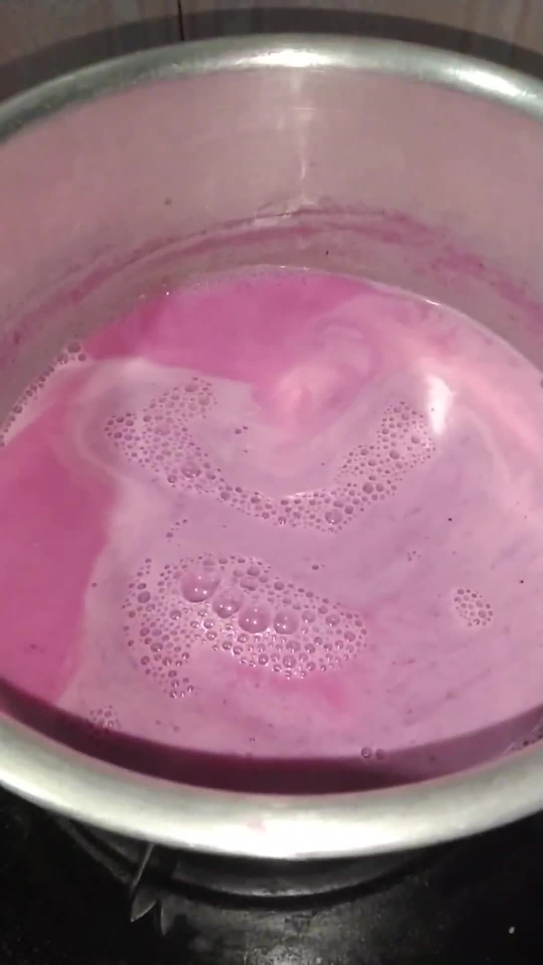 Foto langkah ke 2 dari resep 281.Puding Susu Buah Naga.