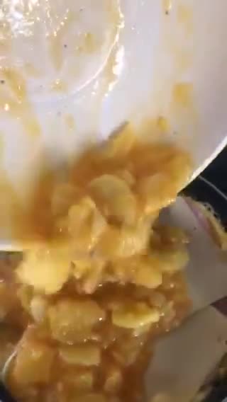 Foto del paso 9 de la receta: Tortilla de patatas con jamón York y queso