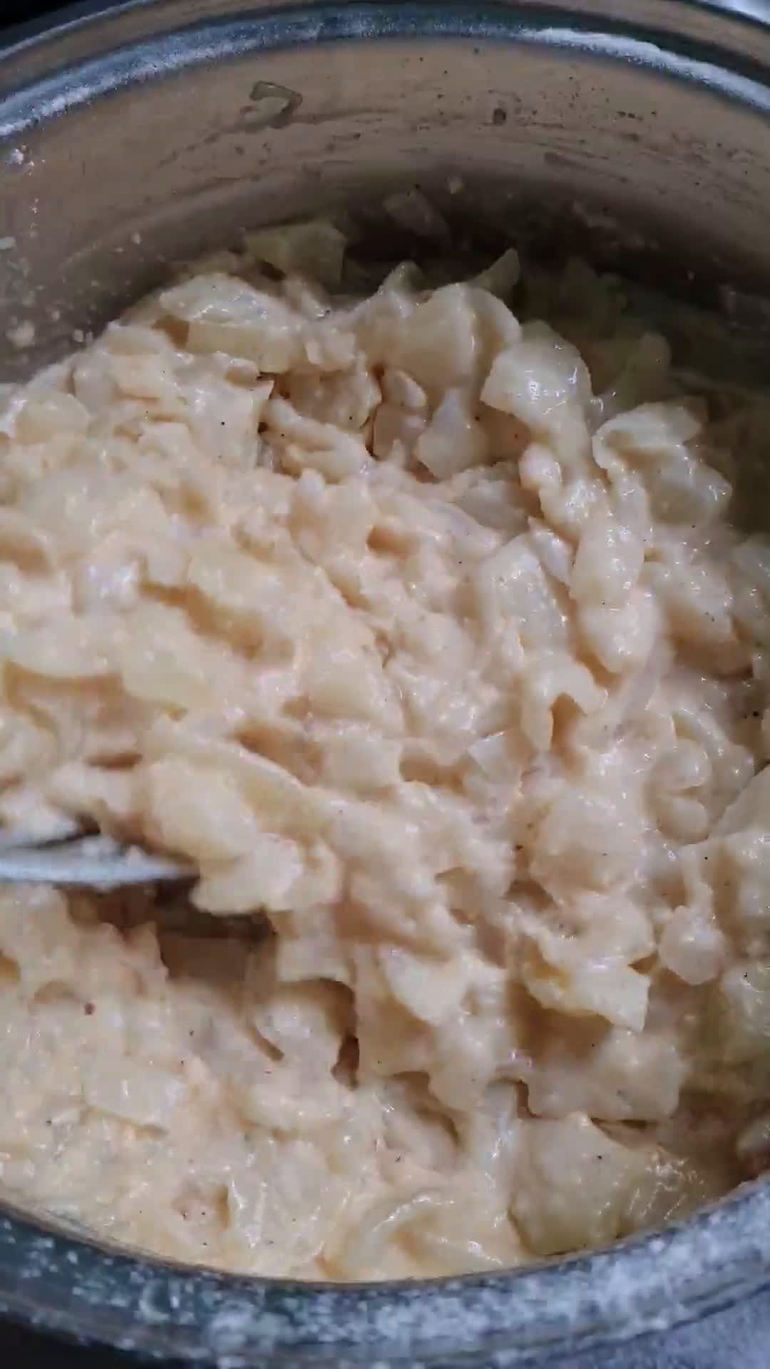 Foto del paso 3 de la receta: Torta de cebolla 🧅🧅 de mami Feli 🧀 🧀 🥚 🥚