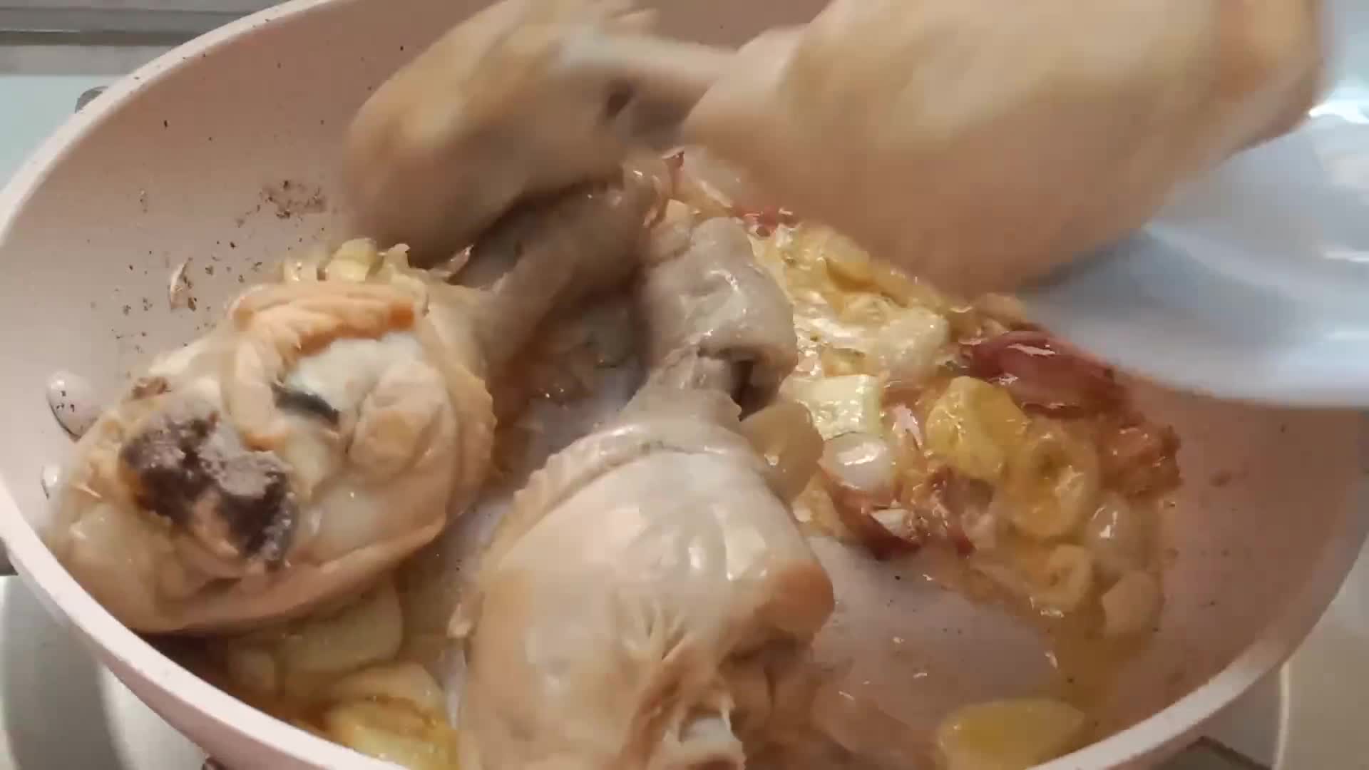 Foto langkah ke 2 dari resep Ayam Kecap Pedas.