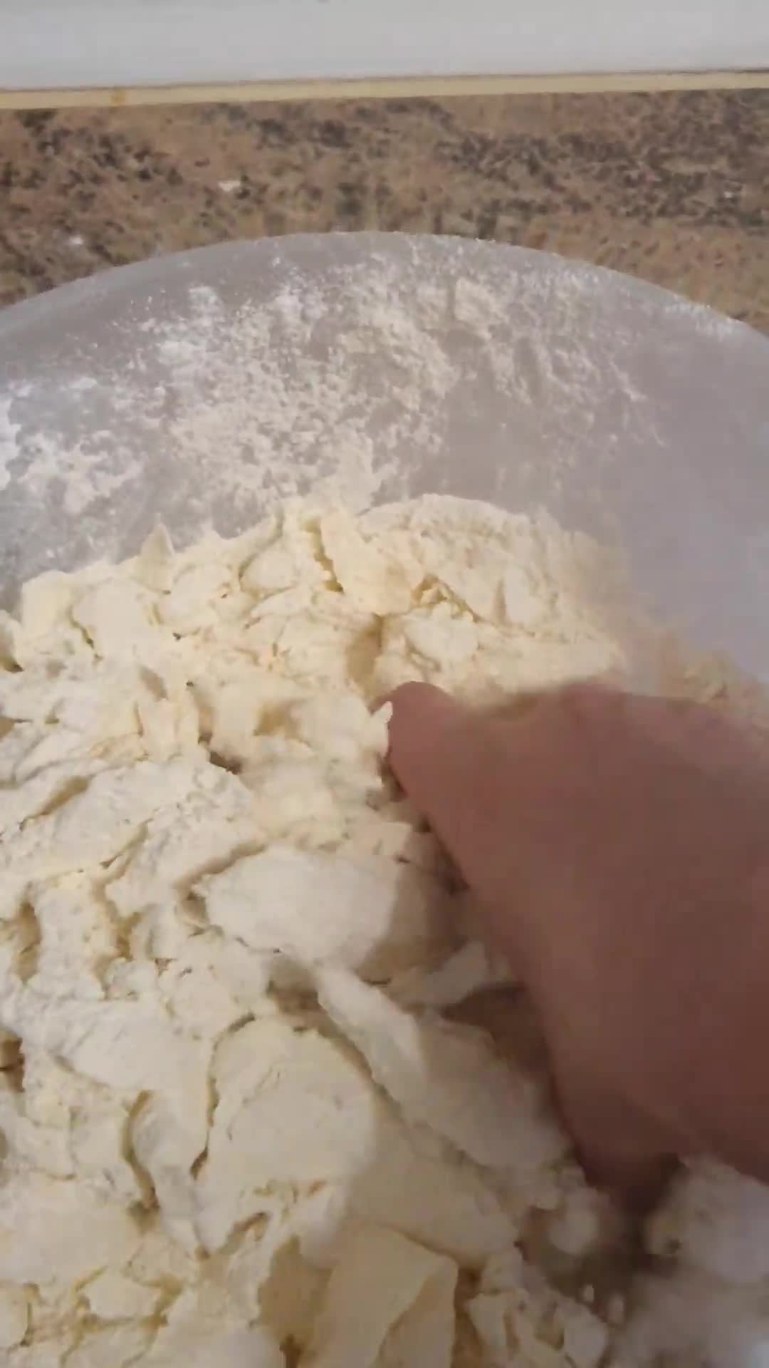Foto del paso 1 de la receta: Galletas de mantequilla con almendras