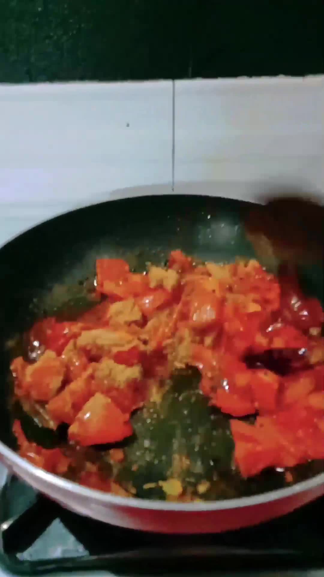 सेव टमाटर की सब्जी (Sev tamatar ki sabzi recipe in hindi) रेसिपी चरण 3 फोटो