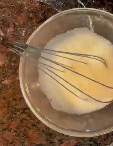 Foto del paso 6 de la receta: Bizcochuelo húmedo de chocolate 😍
