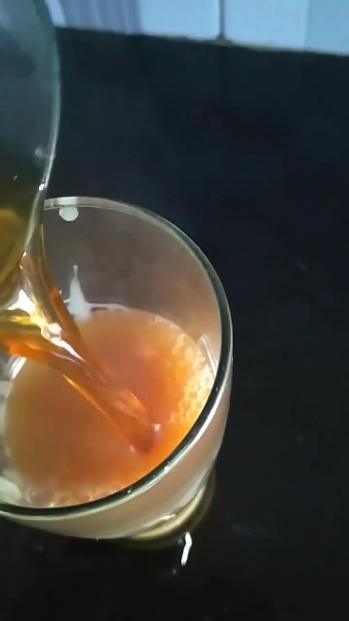 Foto langkah ke 3 dari resep Teh susu jahe rempah.