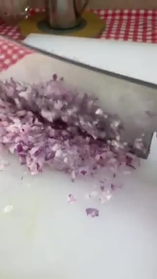 صورة لخطوة 1 من وصفة صينية كانليوني بعجينة الكريب