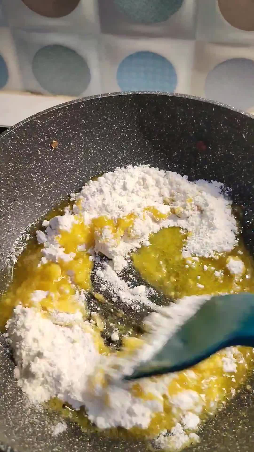 Foto langkah ke 3 dari resep Creamy Schotel.