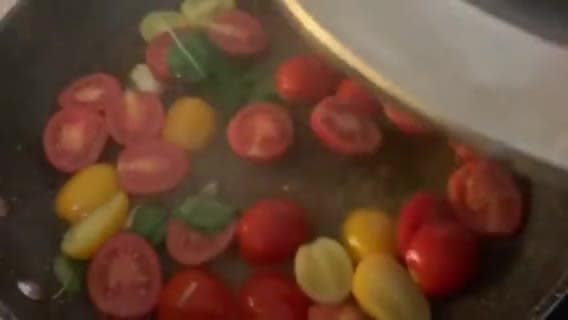 Foto del passaggio 5 della ricetta Paccheri al sapore di mare