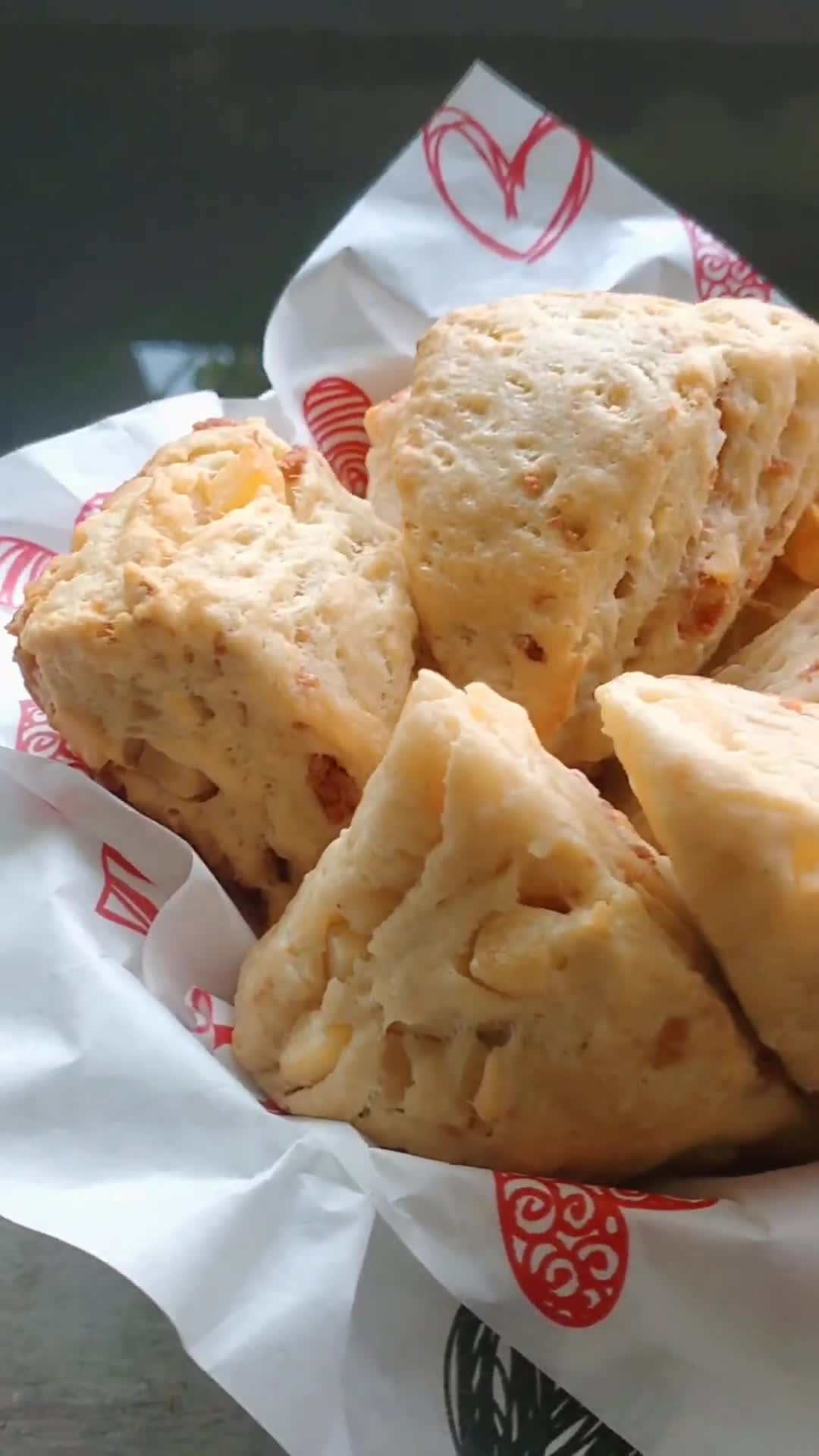 Foto langkah ke 9 dari resep Cheese Beef Scone & Cranberry White choco / Frozen Bread.