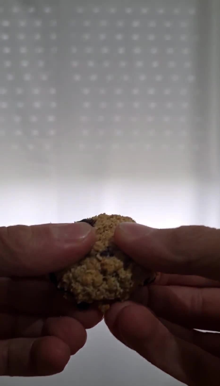 Foto del paso 3 de la receta: Cookies de avena y chips de chocolate 🍪🍫