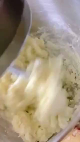 صورة لخطوة 2 من وصفة فطيرة الكرز اللذيذه 🍒🍒