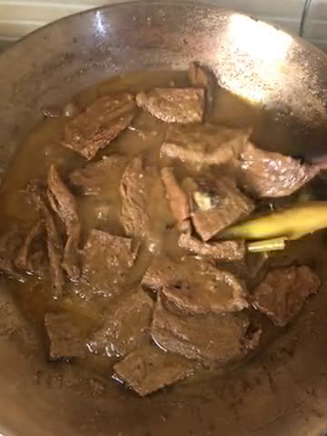 Foto langkah ke 4 dari resep Empal Gepuk Khas Sunda.