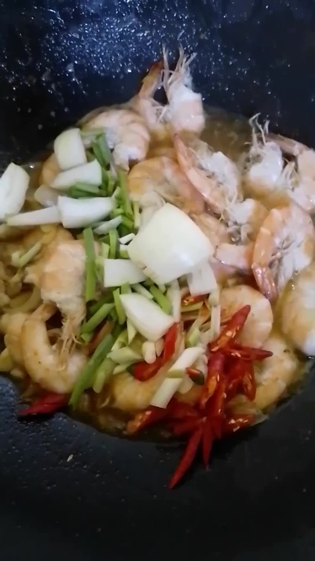 Foto langkah ke 4 dari resep Udang Goreng Mentega 예르다🦐.
