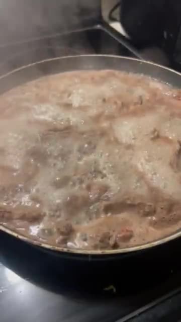 A picture of step 2 of Beef and Broccoli 🥩🥦🍚.