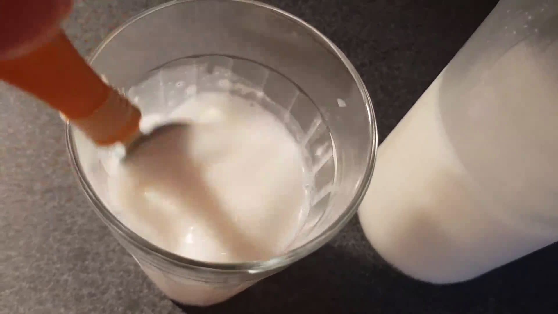 Foto del paso 5 de la receta: Leche de almendras n°2