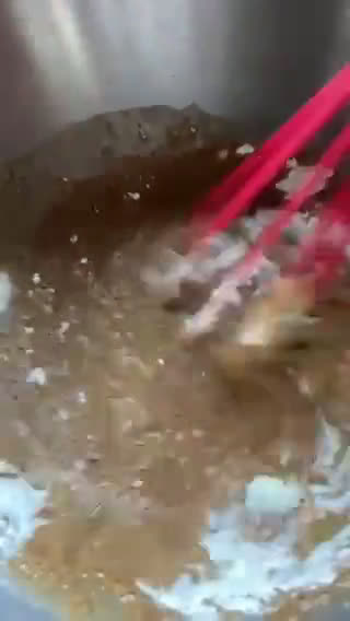 Gambar langkah 2 resipi Apam Kampung.