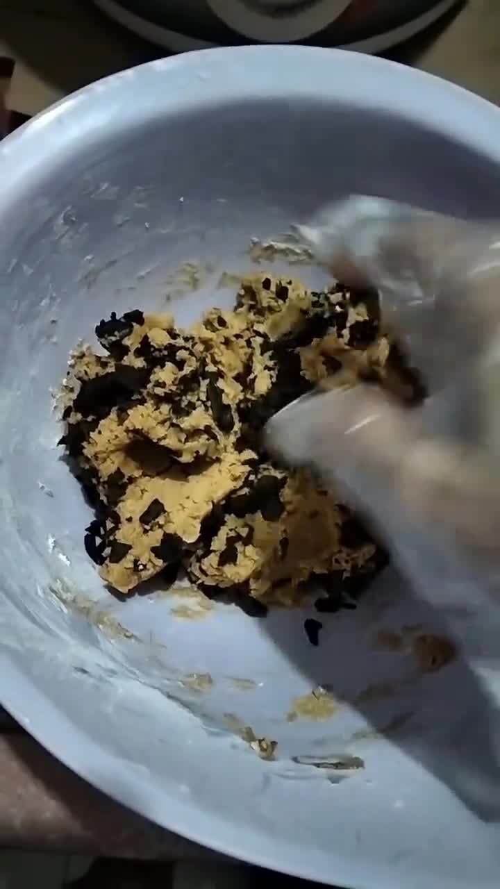 Foto langkah ke 6 dari resep Choco Almond Cookies Gluten Free.