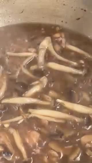 Foto langkah ke 3 dari resep Mie ayam jamur hot plate ala resto nikmat.