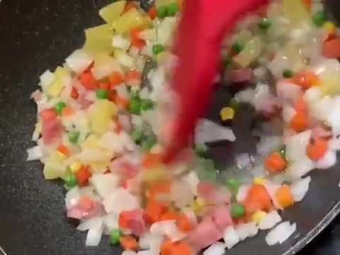 麵味露繽紛炒飯的食譜步驟2照片
