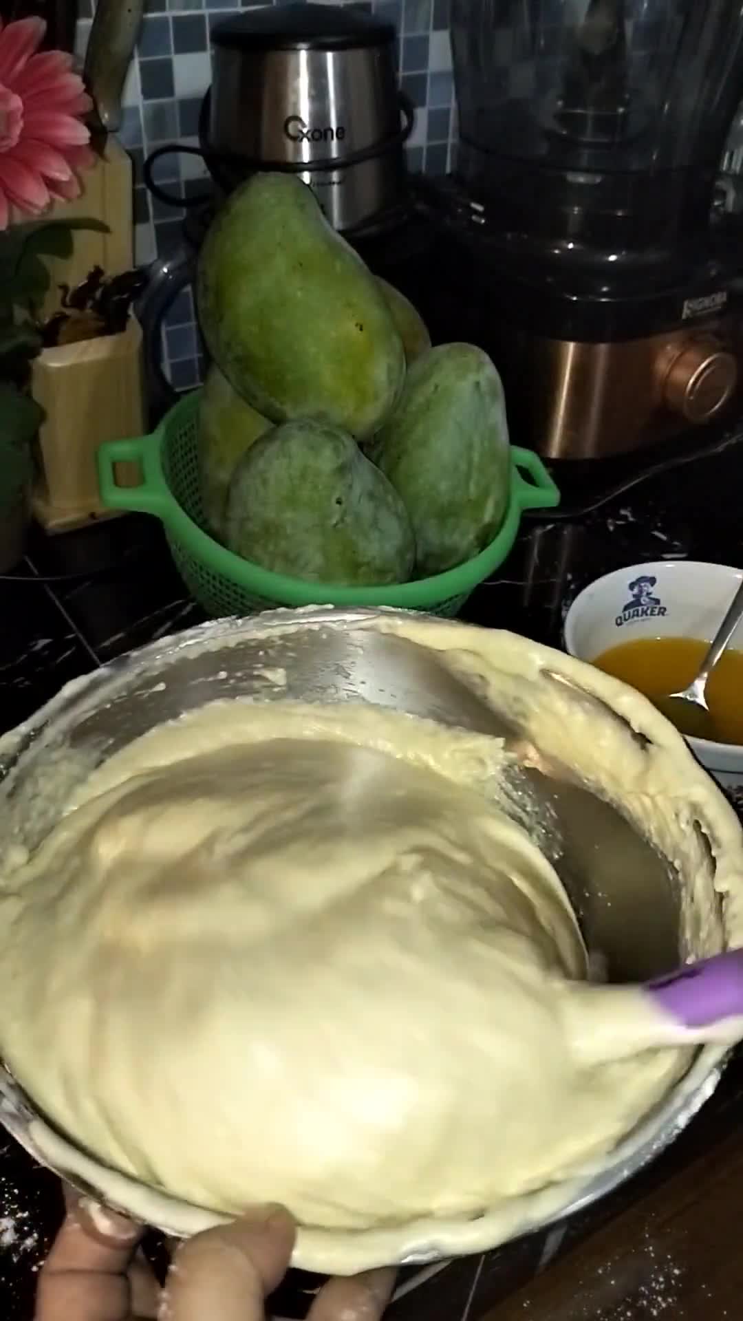 Foto langkah ke 3 dari resep Mango cake.