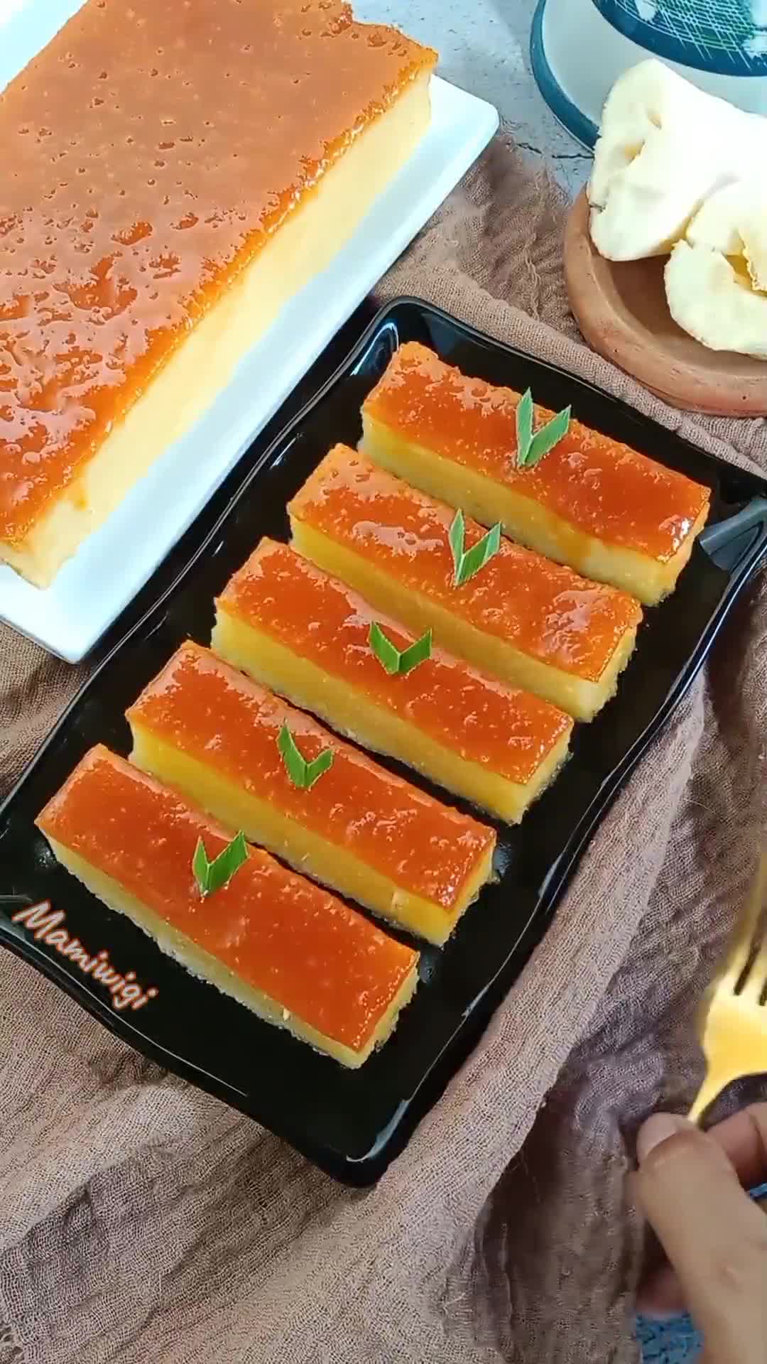 Foto langkah ke 9 dari resep Bingka Singkong Karamel.