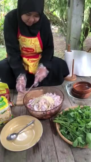 Gambar langkah 4 resipi Manok Pansoh Maggi.