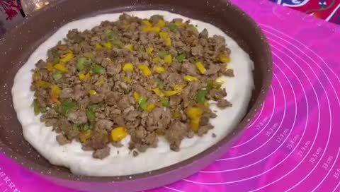 صورة لخطوة 1 من وصفة فطيرة اللحم بالجبن