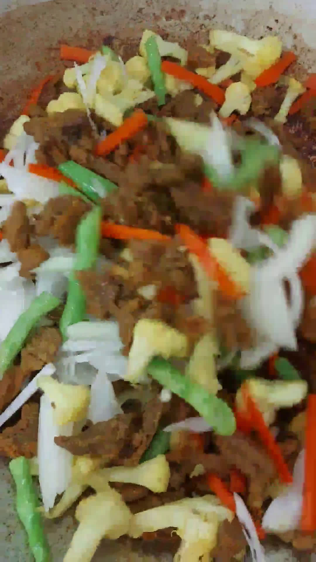 Gambar langkah 8 resipi Daging goreng kunyit (berjus).