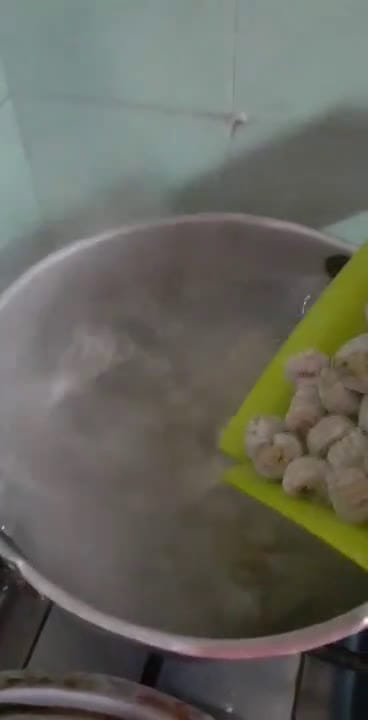 Foto del paso 4 de la receta: Ñoquis de batata y perejil con harina integral🍻