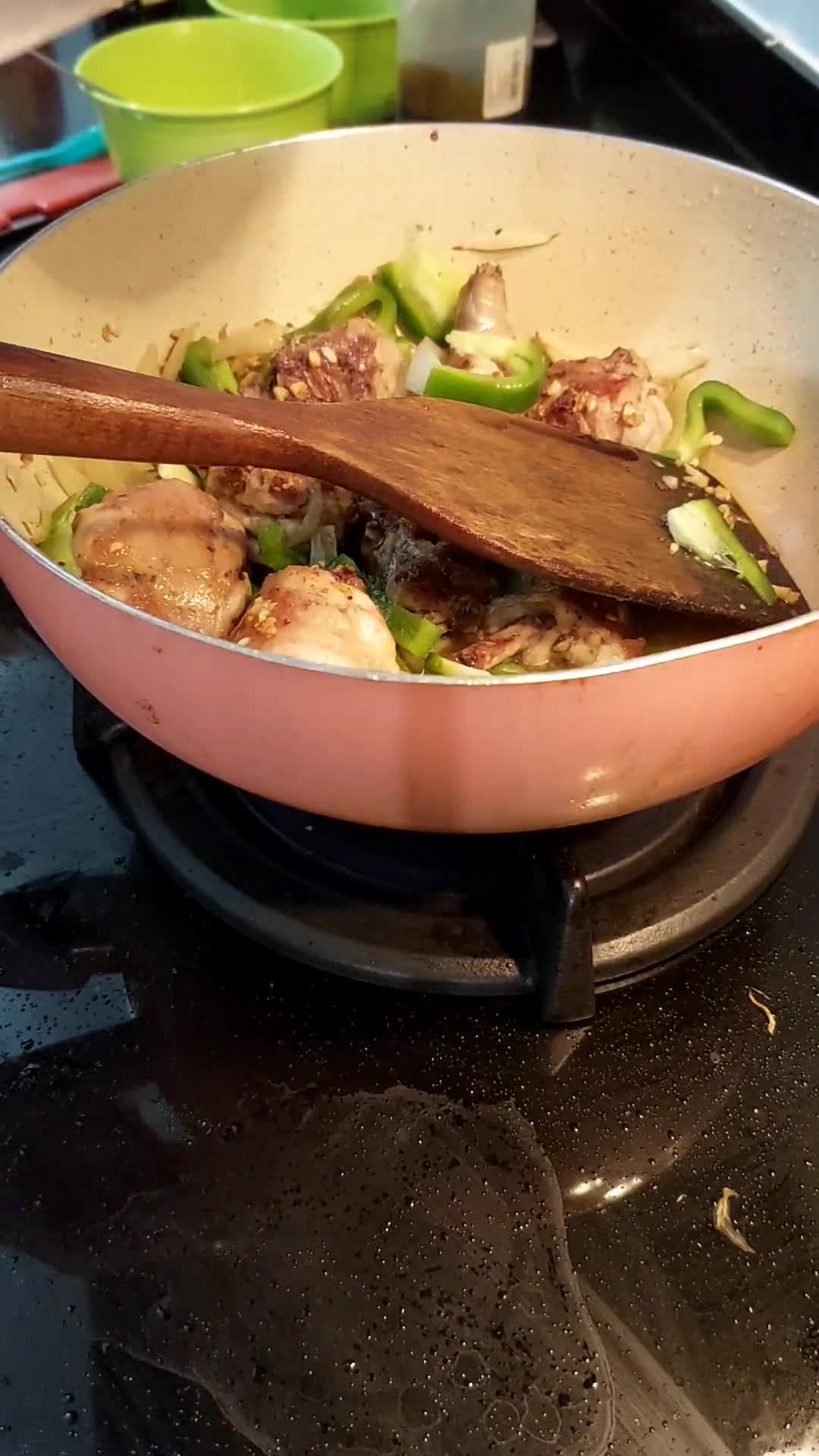 Foto langkah ke 5 dari resep Ayam Goreng Mentega.