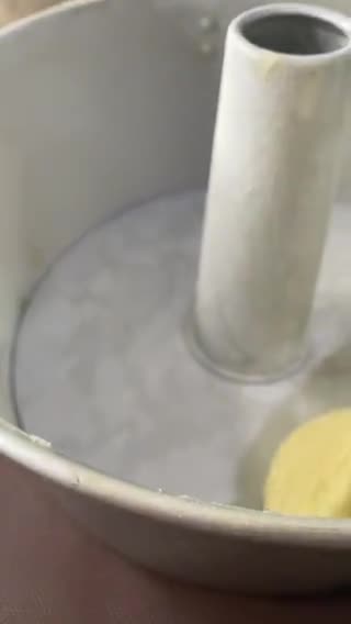 صورة لخطوة 5 من وصفة كيكه عاديه