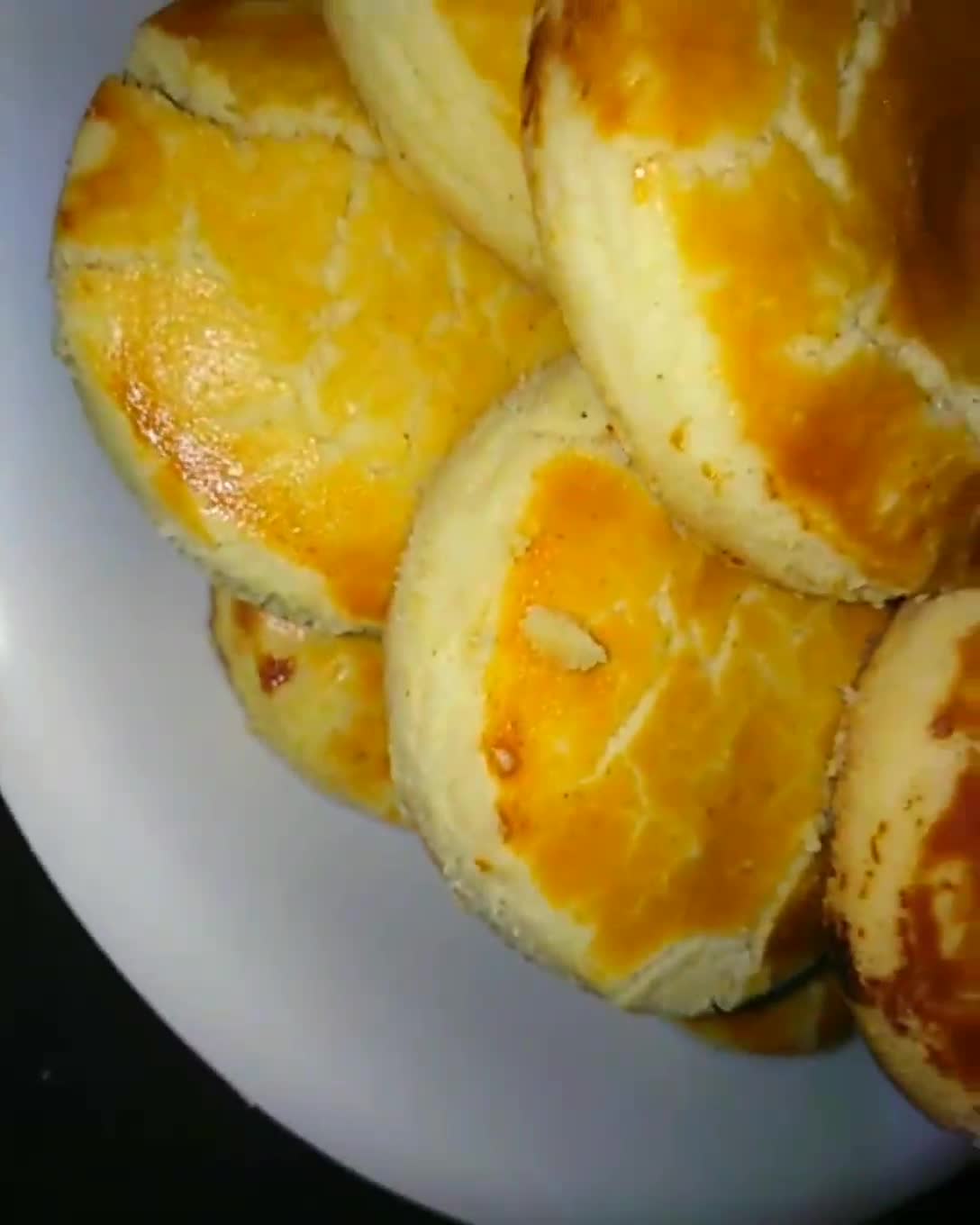 A picture of step 8 of Besan Naan Khatai.