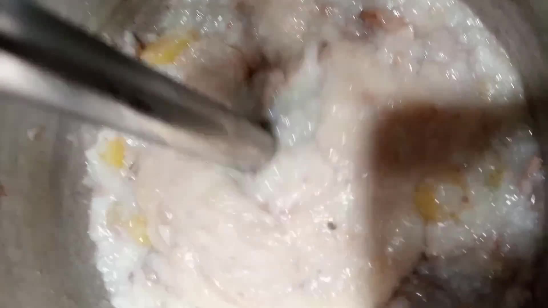 Foto langkah ke 4 dari resep Bubur Kentang Daging Ayam Sapi MPASI bayi 6 bulan.