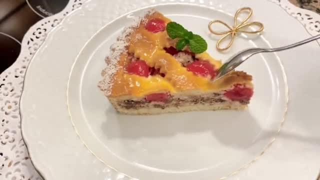 Foto del paso 20 de la receta: Tarta con Ricotta, cerezas en almíbar y chocolate (Cake with Ricotta cherries and chocolate)