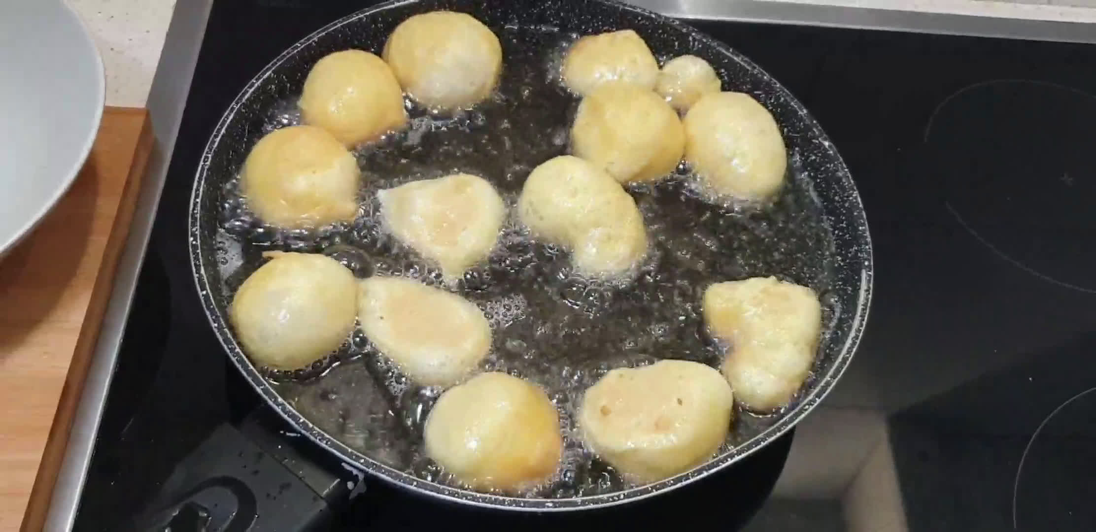 Foto del paso 6 de la receta: Buñuelos de viento rellenos en Thermomix
