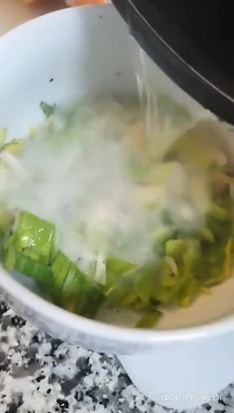 Foto del paso 3 de la receta: Noodles de cristal con langostinos