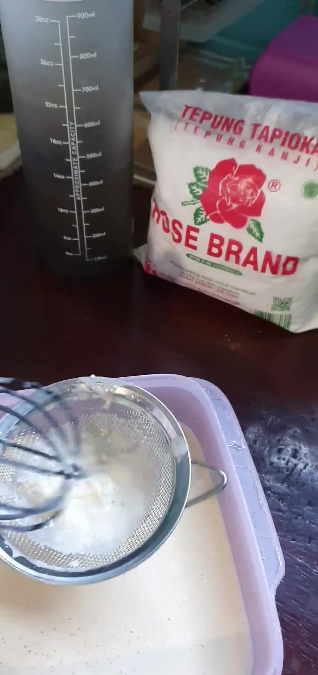 Foto langkah ke 3 dari resep Kulit Risoles Lembut Elastis.