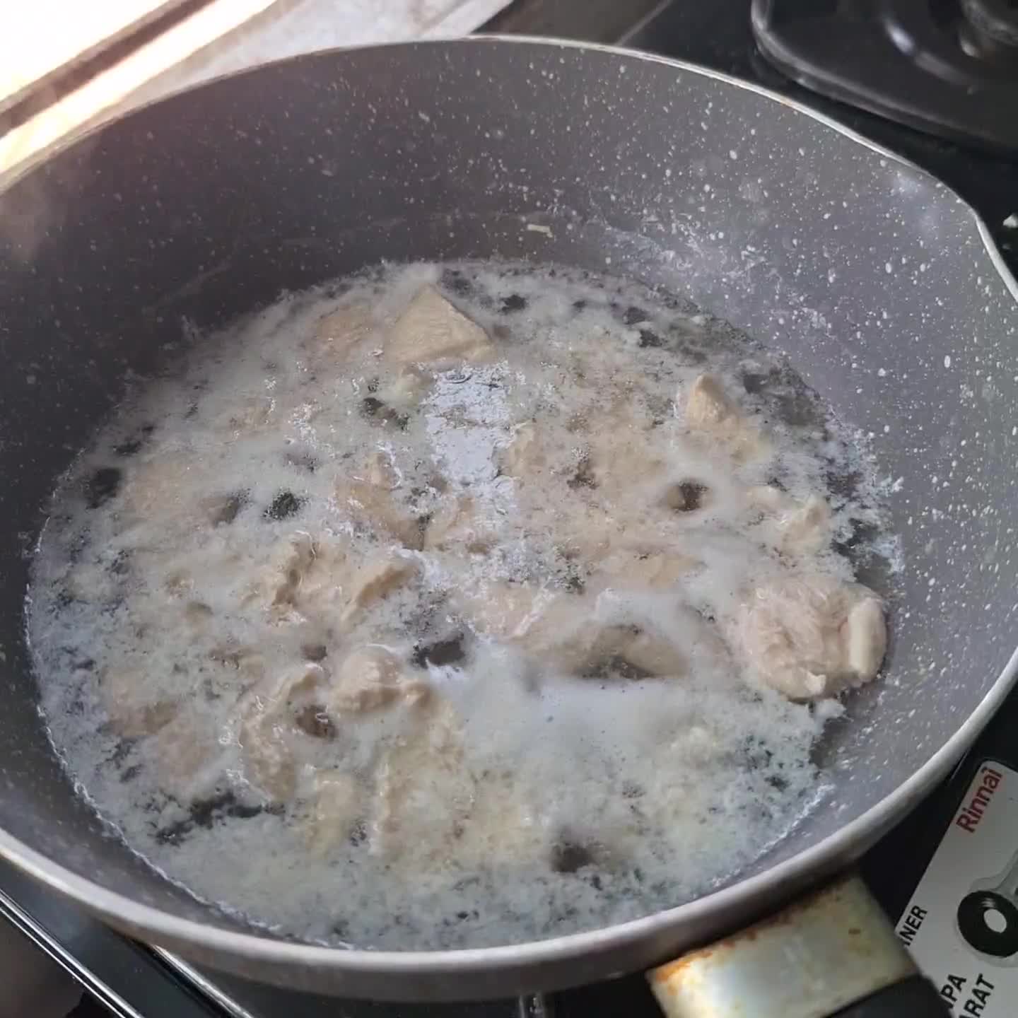 Foto langkah ke 1 dari resep Ayam Suir Bali.