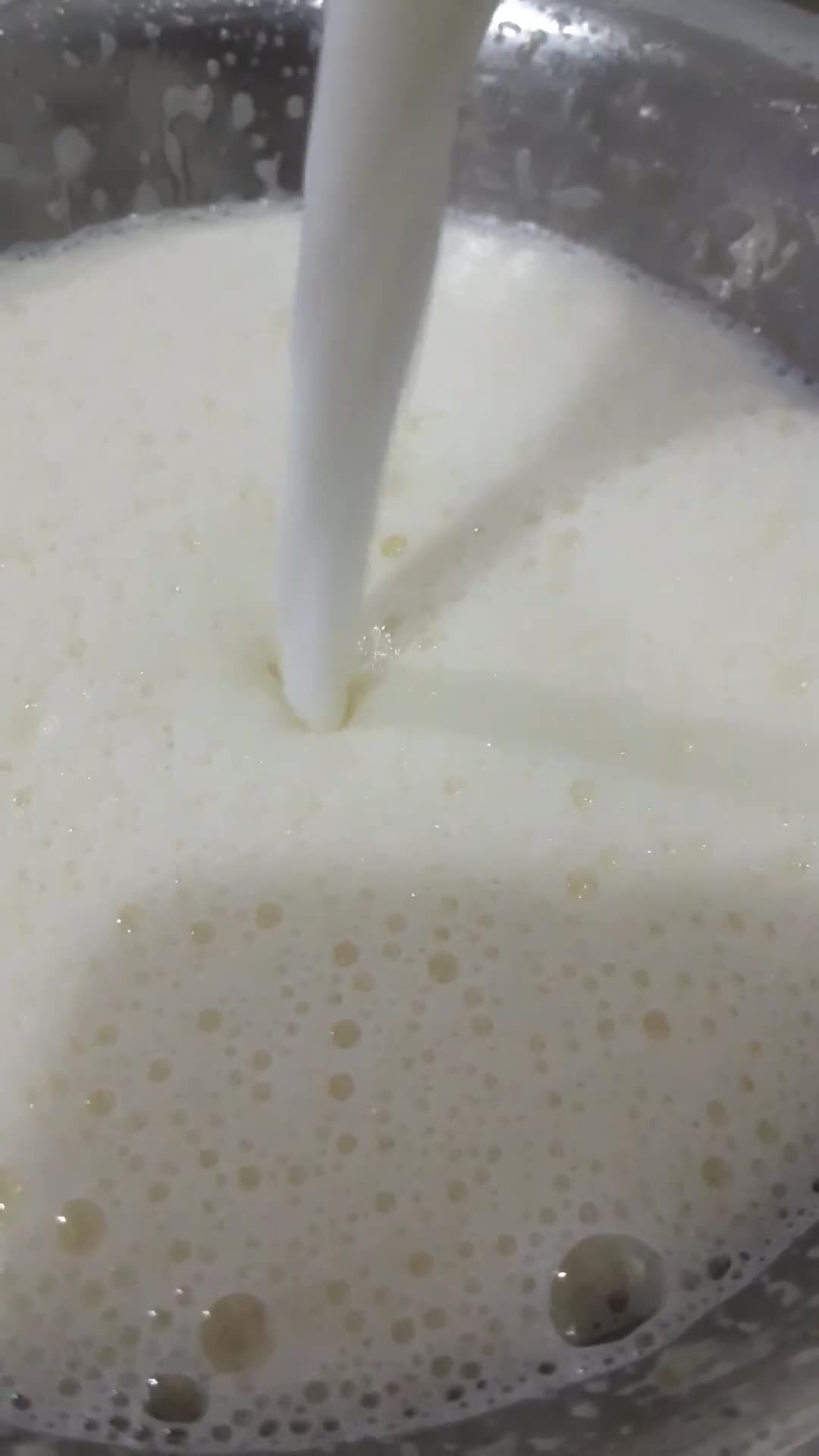 عکس مرحله 3 از دستور کاپ کیک کرمدار 😋😍