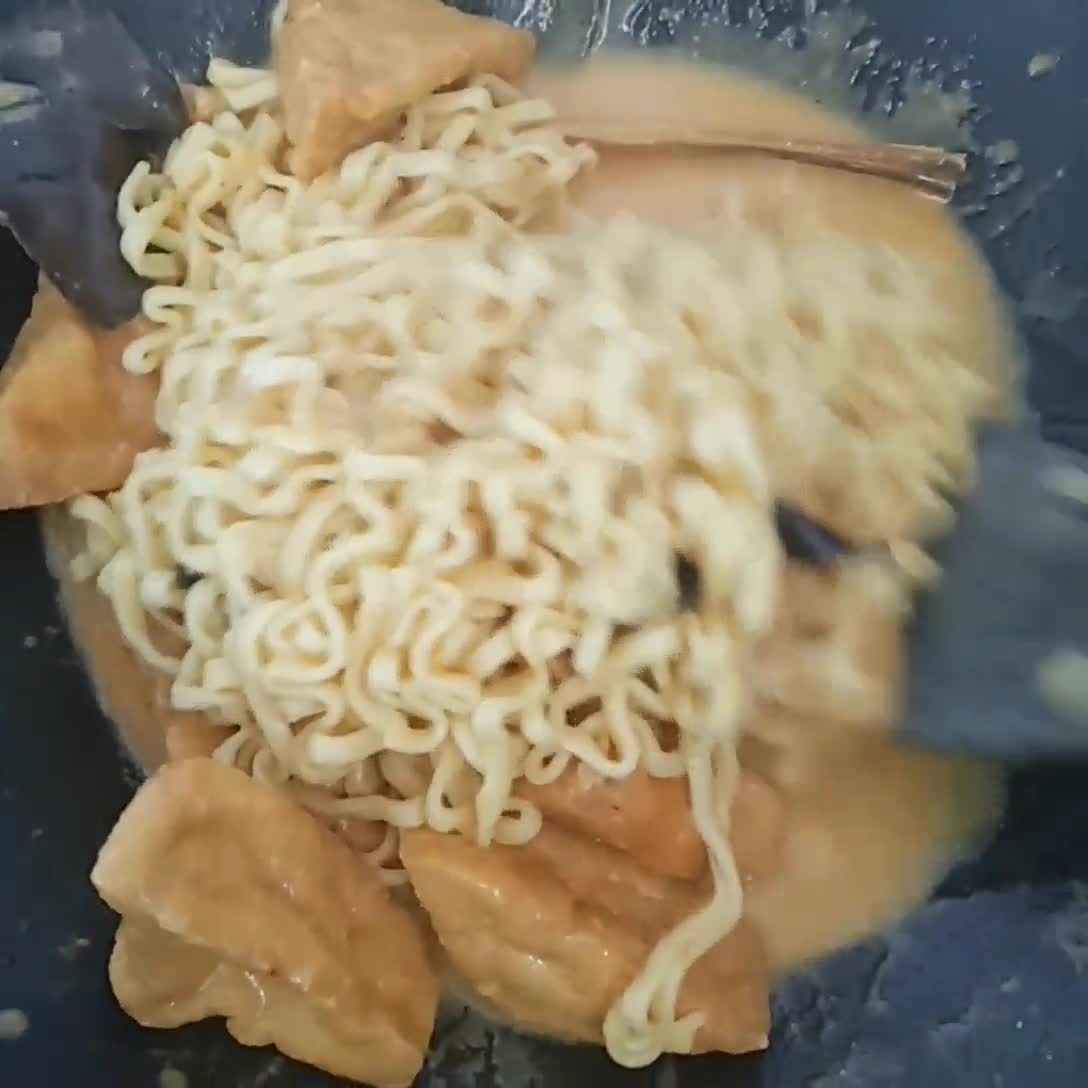 Foto langkah ke 3 dari resep Tahu Mie Khas Balikpapan.