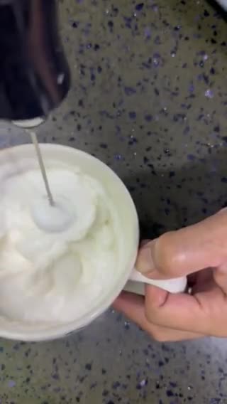 Gambar langkah 6 resipi Cloud Egg.