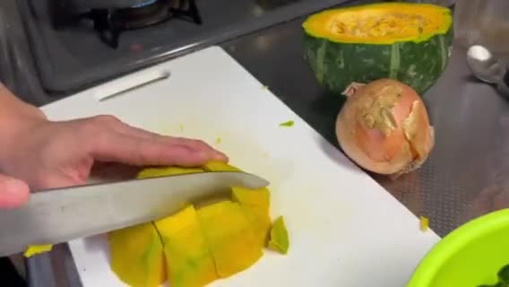 秋の味覚カボチャのスープ作り方2写真