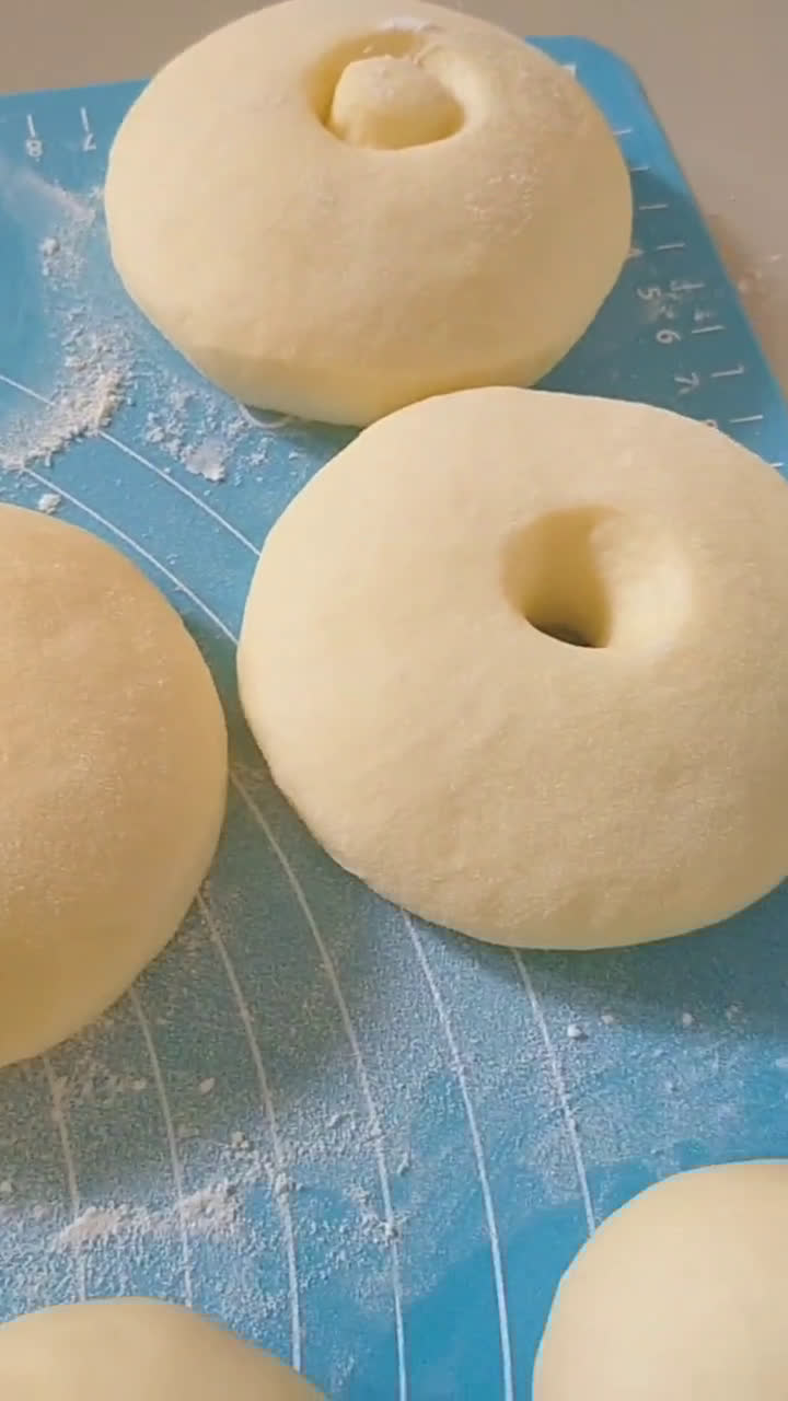 Foto langkah ke 5 dari resep Donat kentang.