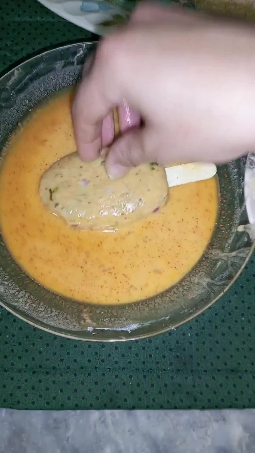 A picture of step 5 of Crispy Potato Popsicles 🇵🇰🇮🇳.