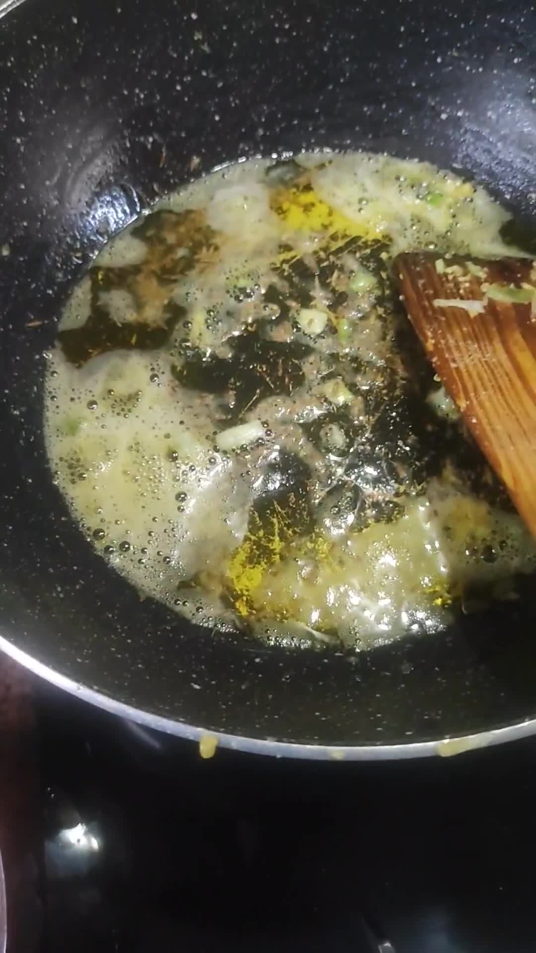 आलू पत्तागोभी (दही बेसन वाली) (Aloo pattagobhi dahi besan wali recipe in Hindi) रेसिपी चरण 3 फोटो