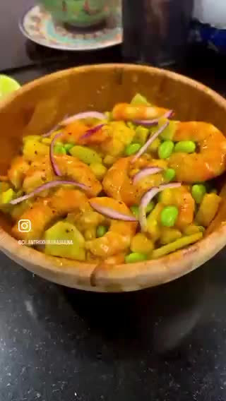 Foto del paso 3 de la receta: Ensalada de langostinos y edamame