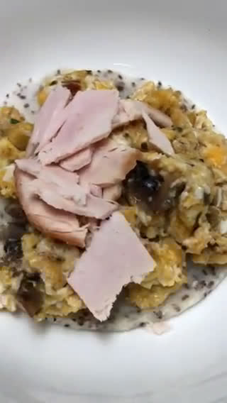 Foto del paso 4 de la receta: Sándwich de arepa con huevo a la Cata 💛