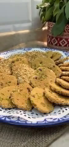 صورة لخطوة 2 من وصفة برازق بالسمسم والفستق