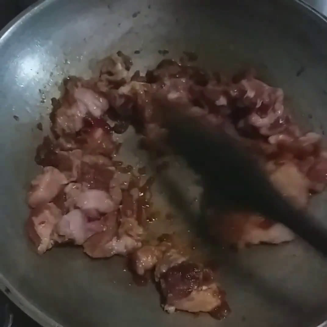Foto langkah ke 5 dari resep Krengsengan Daging Sapi.