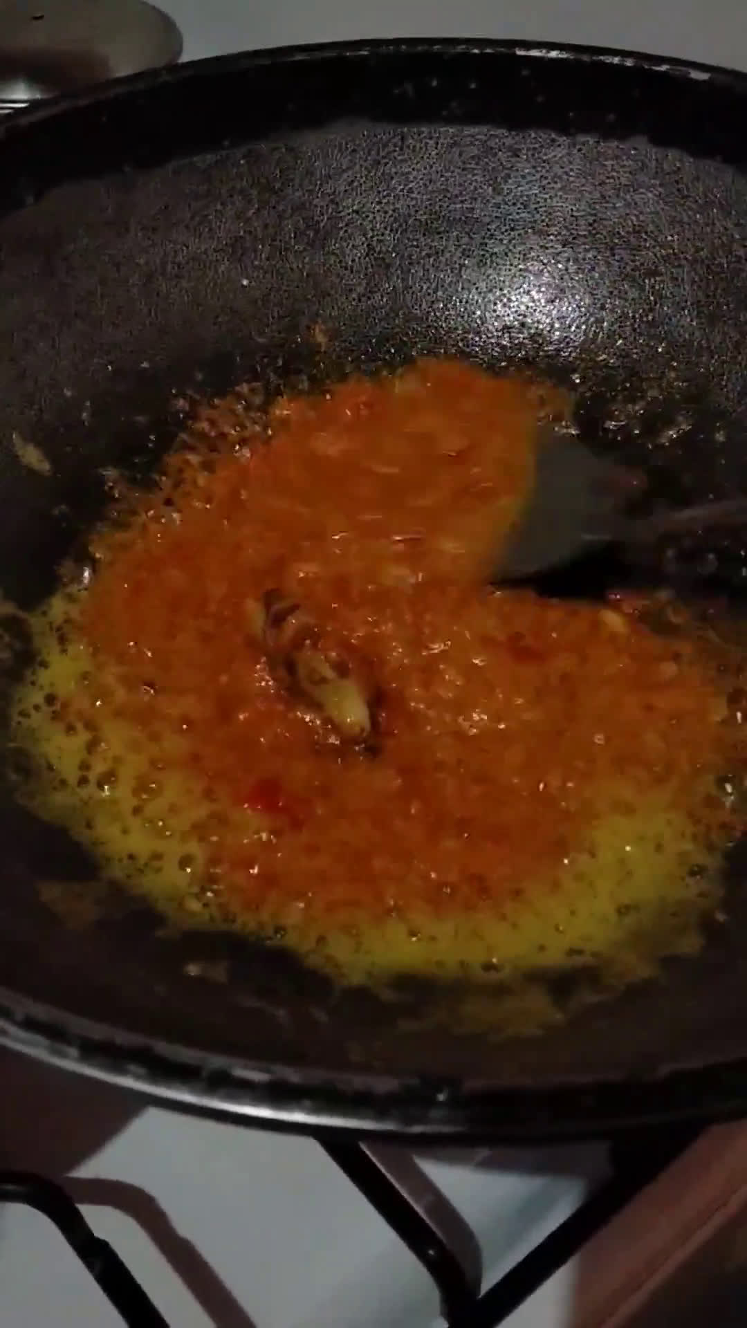 Foto langkah ke 3 dari resep 106)sayur daun singkong teri kuah santan.
