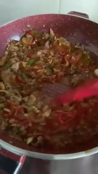 Gambar langkah 3 resipi Sambal Sardin.